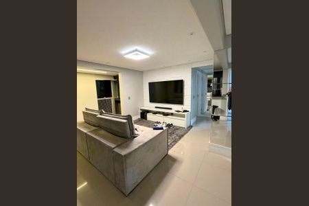 Apartamento à venda com 66m², 2 quartos e 1 vagaFoto 02