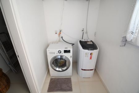 Apartamento à venda com 88m², 2 quartos e 1 vagaÁrea de Serviço