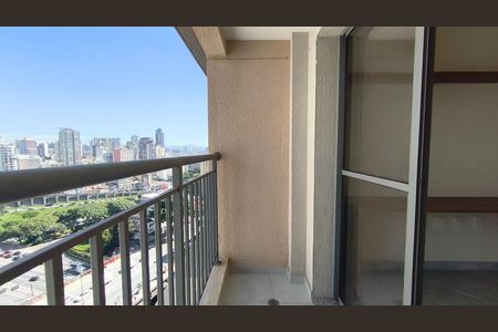 Apartamento para alugar com 28m², 1 quarto e sem vagaVaranda
