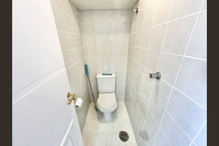 Apartamento para alugar com 115m², 3 quartos e 2 vagasBanheiro de serviço