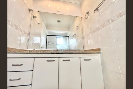 Apartamento para alugar com 115m², 3 quartos e 2 vagasBanheiro da Suíte