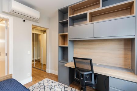 Apartamento à venda com 192m², 2 quartos e 4 vagasSuíte 2