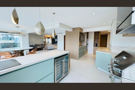 Apartamento à venda com 192m², 3 quartos e 4 vagasCozinha