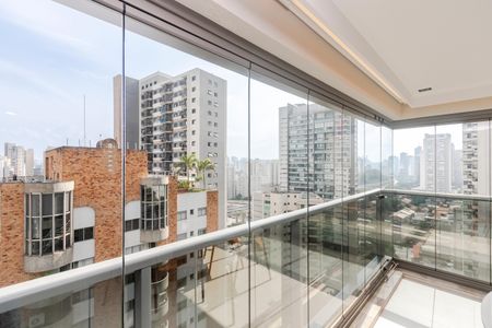 Apartamento à venda com 192m², 2 quartos e 4 vagasVaranda