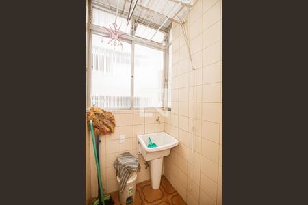 Apartamento à venda com 156m², 4 quartos e 2 vagas Apartamento à venda com 156m², 4 quartos e 2 vagasÁrea de serviço