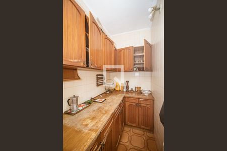 Apartamento à venda com 156m², 4 quartos e 2 vagas Apartamento à venda com 156m², 4 quartos e 2 vagasCozinha