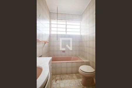 Apartamento à venda com 156m², 4 quartos e 2 vagas Apartamento à venda com 156m², 4 quartos e 2 vagasBanheiro