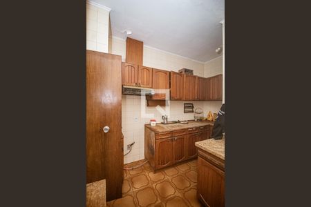 Apartamento à venda com 156m², 4 quartos e 2 vagas Apartamento à venda com 156m², 4 quartos e 2 vagasCozinha