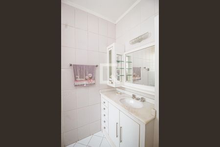 Apartamento à venda com 156m², 4 quartos e 2 vagas Apartamento à venda com 156m², 4 quartos e 2 vagasBanheiro