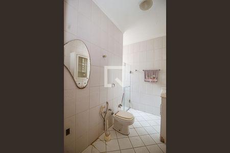 Apartamento à venda com 156m², 4 quartos e 2 vagas Apartamento à venda com 156m², 4 quartos e 2 vagasBanheiro