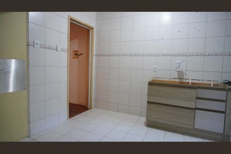 Apartamento à venda com 68m², 2 quartos e sem vagaCozinha 