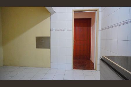 Apartamento à venda com 68m², 2 quartos e sem vagaCozinha 