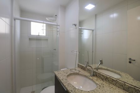 Apartamento para alugar com 72m², 2 quartos e 2 vagas Apartamento para alugar com 72m², 2 quartos e 2 vagasBanheiro Social