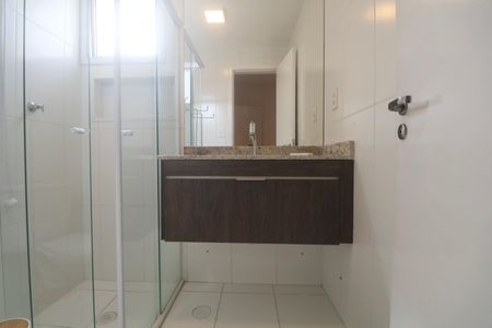 Apartamento para alugar com 72m², 2 quartos e 2 vagas Apartamento para alugar com 72m², 2 quartos e 2 vagasBanheiro Suíte
