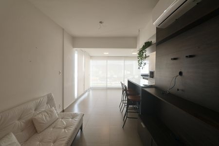 Sala de apartamento para alugar com 2 quartos, 72m² em Parque Enseada, Guarujá