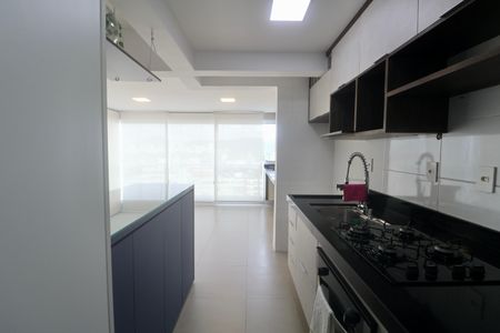 Apartamento para alugar com 72m², 2 quartos e 2 vagas Apartamento para alugar com 72m², 2 quartos e 2 vagasCozinha