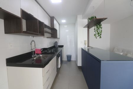 Apartamento para alugar com 72m², 2 quartos e 2 vagas Apartamento para alugar com 72m², 2 quartos e 2 vagasCozinha