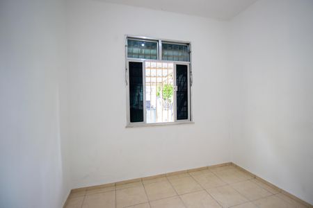 Quarto de casa para alugar com 1 quarto, 50m² em Irajá, Rio de Janeiro