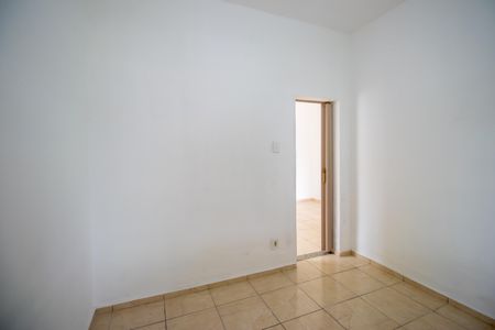 Casa para alugar com 50m², 1 quarto e 1 vagaQuarto