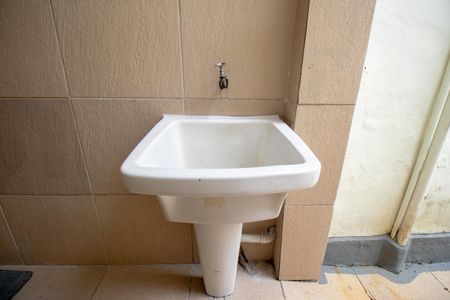 Casa para alugar com 50m², 1 quarto e 1 vagaÁrea de Serviço