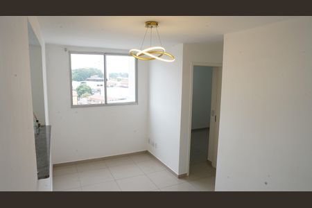 Sala de apartamento para alugar com 2 quartos, 47m² em Vila Gopouva, Guarulhos