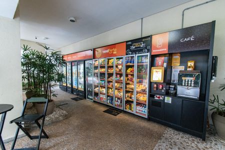 Apartamento à venda com 65m², 2 quartos e 1 vagaMercadinho