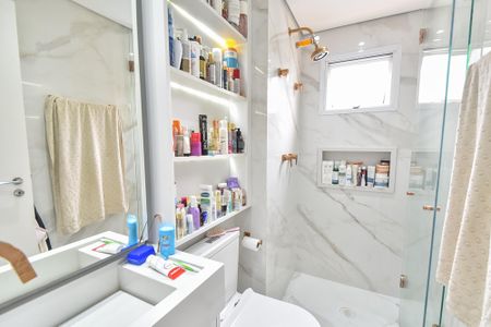 Apartamento à venda com 65m², 2 quartos e 1 vagaBanheiro da suíte