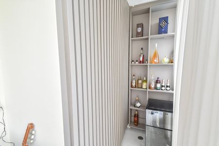 Varanda de apartamento à venda com 2 quartos, 65m² em Liberdade, São Paulo