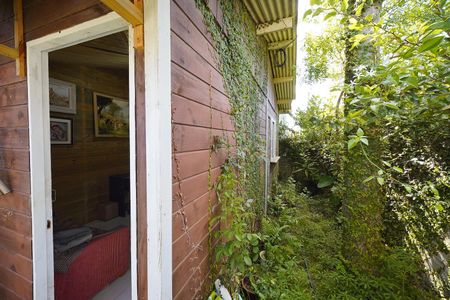 Casa para alugar com 36m², 1 quarto e 1 vagaLateral da casa