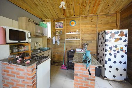 Sala - cozinha  de casa para alugar com 1 quarto, 36m² em São João do Rio Vermelho, Florianópolis