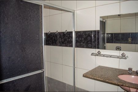 Casa para alugar com 340m², 3 quartos e 3 vagas