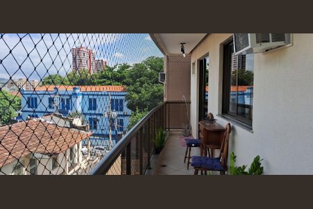 Apartamento à venda com 70m², 2 quartos e 1 vagaVaranda