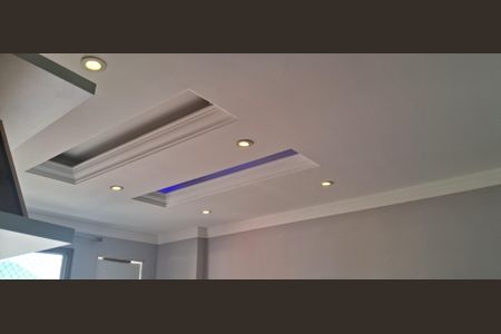 Apartamento à venda com 70m², 2 quartos e 1 vagaSala