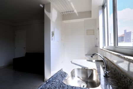 Apartamento para alugar com 56m², 2 quartos e 2 vagasCozinha e Área de Serviço