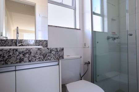 Apartamento para alugar com 56m², 2 quartos e 2 vagasBanheiro