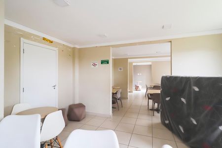 Apartamento para alugar com 32m², 2 quartos e sem vaga Apartamento para alugar com 32m², 2 quartos e sem vagaÁrea comum - Salão de festas