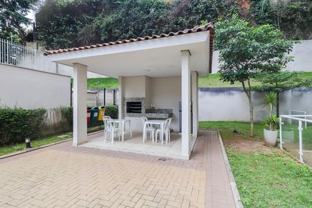 Apartamento para alugar com 32m², 2 quartos e sem vaga Apartamento para alugar com 32m², 2 quartos e sem vagaÁrea comum - Churrasqueira