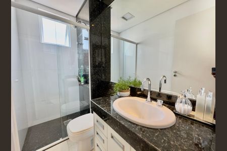 Apartamento à venda com 276m², 4 quartos e 5 vagasBanheiro