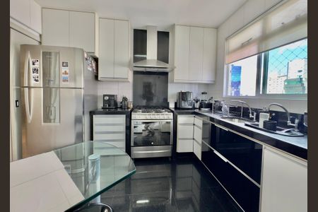 Cozinha de apartamento à venda com 4 quartos, 276m² em Funcionários, Belo Horizonte
