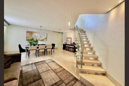 Sala de apartamento à venda com 4 quartos, 276m² em Funcionários, Belo Horizonte