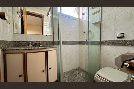 Apartamento para alugar com 90m², 3 quartos e 2 vagasBanheiro 