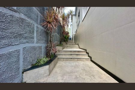 Apartamento para alugar com 90m², 3 quartos e 2 vagasEntrada do condomínio 