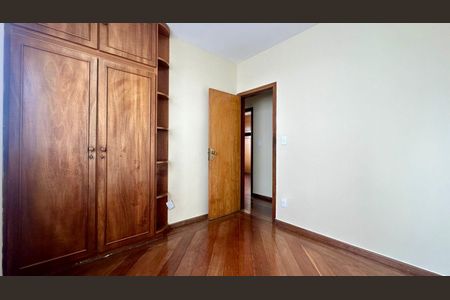 Apartamento para alugar com 90m², 3 quartos e 2 vagasQuarto 