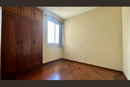 Apartamento para alugar com 90m², 3 quartos e 2 vagasQuarto 