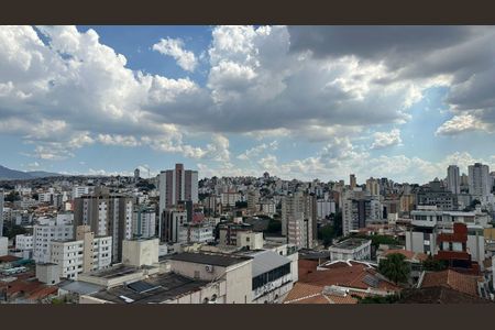 Vista  de apartamento para alugar com 3 quartos, 90m² em Alto Barroca, Belo Horizonte