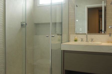 Apartamento para alugar com 150m², 3 quartos e 3 vagasBanheiro da Suíte 1