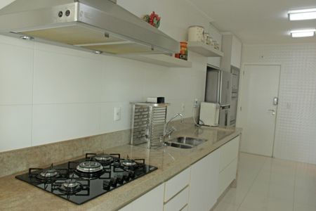 Apartamento para alugar com 150m², 3 quartos e 3 vagasCozinha 