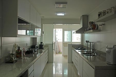 Apartamento para alugar com 150m², 3 quartos e 3 vagasCozinha 