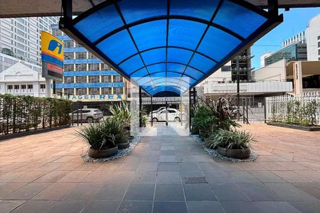 Apartamento para alugar com 147m², 3 quartos e sem vagaÁrea comum