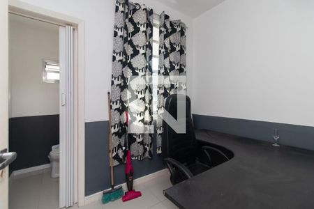 Apartamento para alugar com 147m², 3 quartos e sem vagaQuarto de Serviço